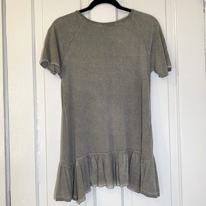 Dantelle Ruffle Hem Short Sleeve Top